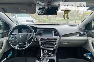 Седан Hyundai Sonata 2015 в Одессе