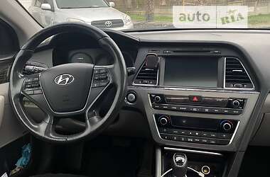 Седан Hyundai Sonata 2015 в Одессе