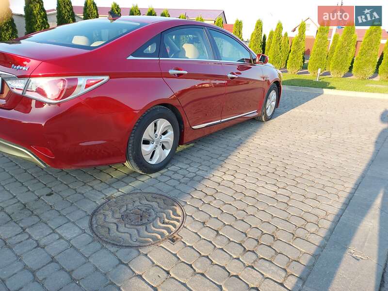 Седан Hyundai Sonata 2013 в Новой Ушице фото 20 Седан Hyundai Sonata 2013 в Новой Ушице