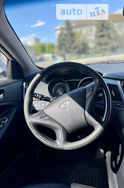 Седан Hyundai Sonata 2013 в 