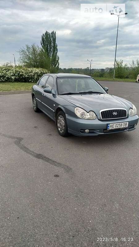 Седан Hyundai Sonata 2004 в Кривом Роге