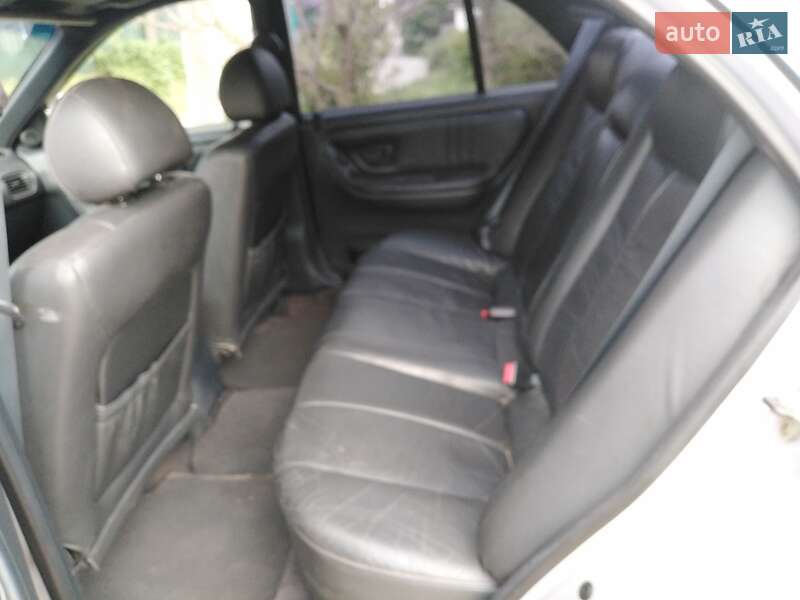 Седан Hyundai Sonata 1996 в Умани