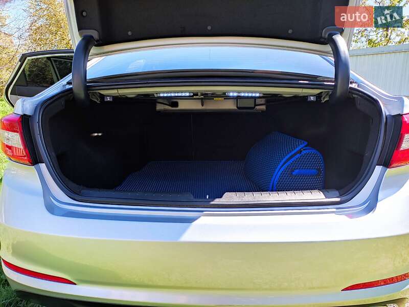 Седан Hyundai Sonata 2017 в Каменец-Подольском