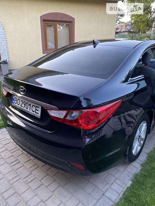 Седан Hyundai Sonata 2013 в Мельниці-Подільській