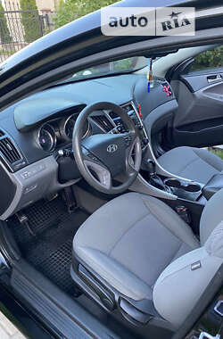 Седан Hyundai Sonata 2013 в Мельниці-Подільській