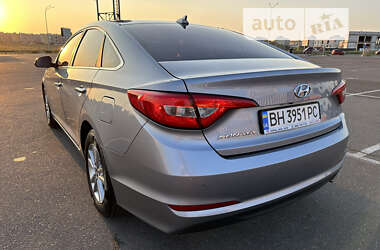 Седан Hyundai Sonata 2015 в 