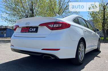 Седан Hyundai Sonata 2016 в Киеве