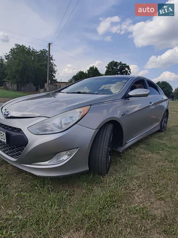 Седан Hyundai Sonata 2012 в Голованівську