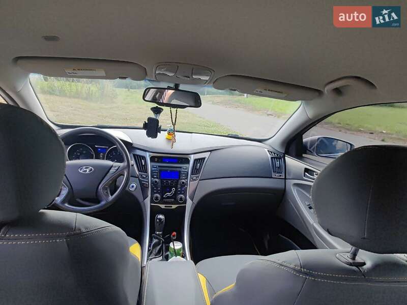 Седан Hyundai Sonata 2012 в Голованівську