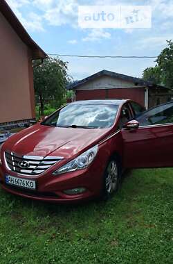 Седан Hyundai Sonata 2010 в Сторожинце