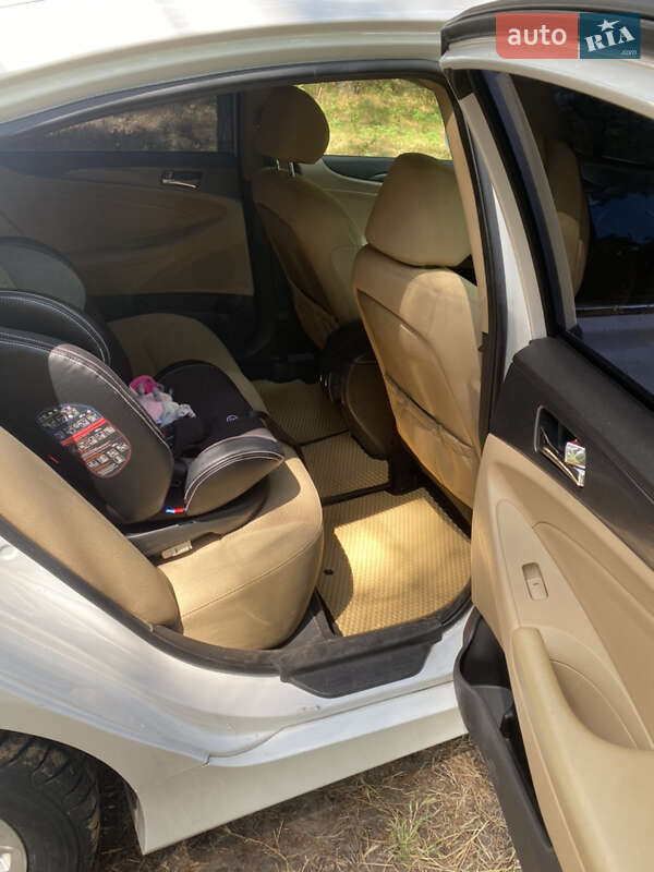 Седан Hyundai Sonata 2013 в Запорожье