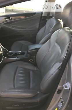 Седан Hyundai Sonata 2013 в 