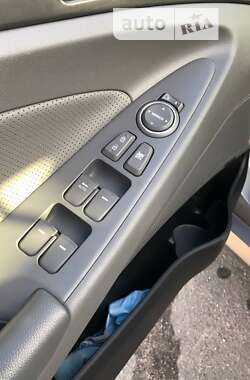 Седан Hyundai Sonata 2013 в 