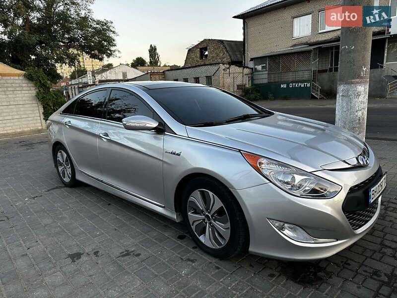 Седан Hyundai Sonata 2014 в Миколаєві