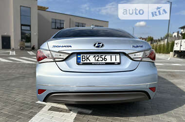 Седан Hyundai Sonata 2013 в 
