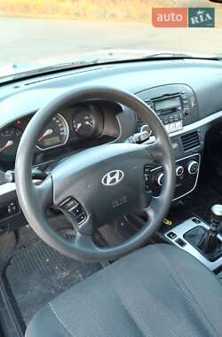 Седан Hyundai Sonata 2007 в Светловодске