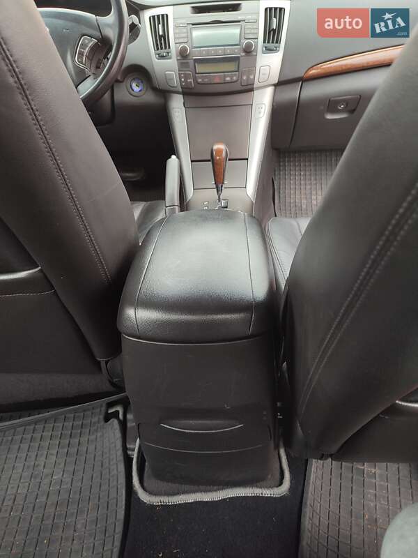 Седан Hyundai Sonata 2009 в Житомирі
