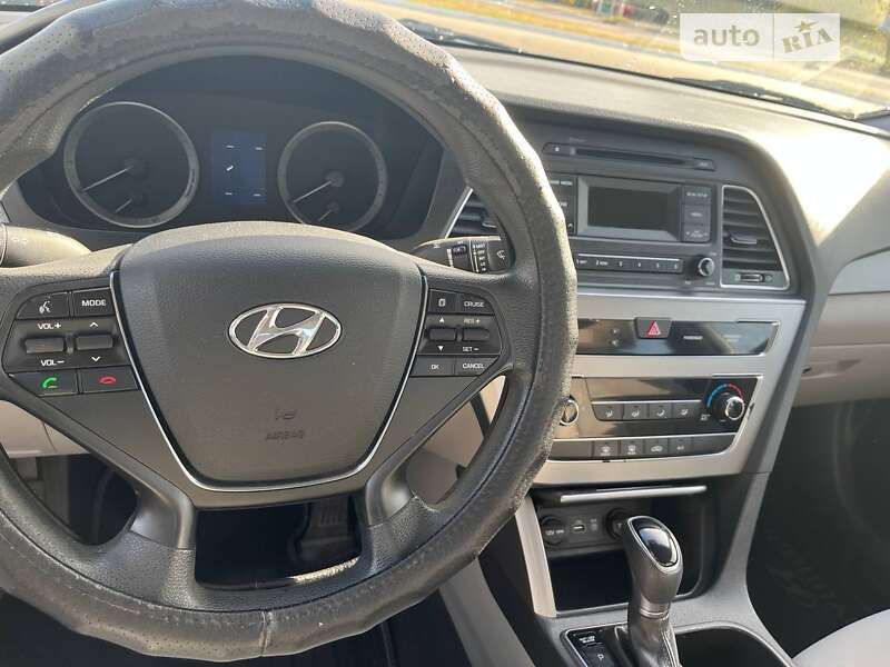 Седан Hyundai Sonata 2015 в Сумах