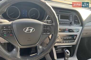 Седан Hyundai Sonata 2015 в Сумах