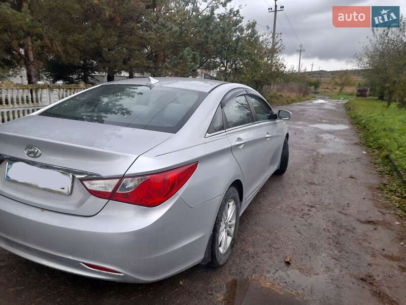 Седан Hyundai Sonata 2011 в Львові