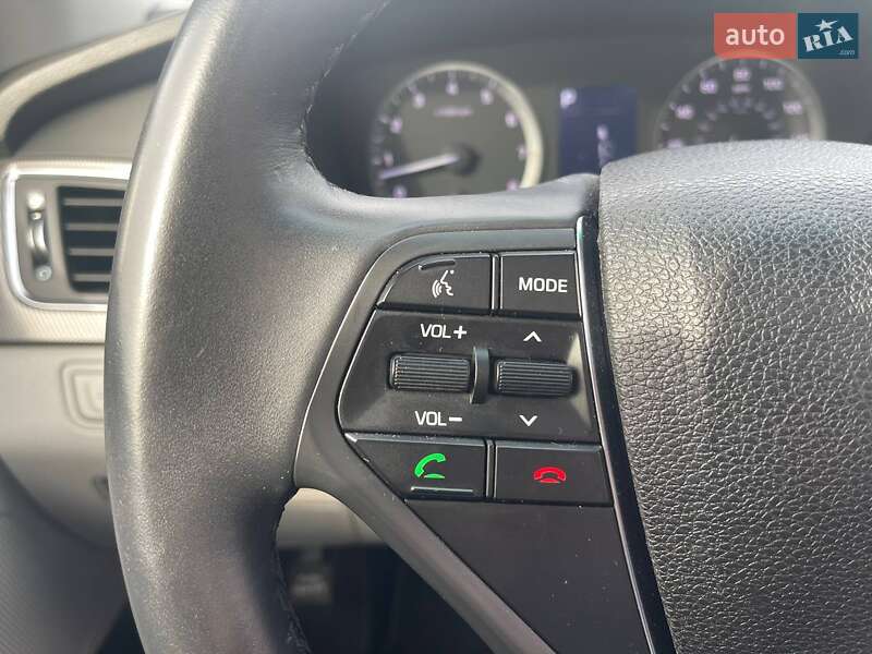 Седан Hyundai Sonata 2017 в Ровно фото 25 Седан Hyundai Sonata 2017 в Ровно