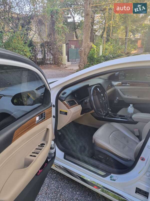 Седан Hyundai Sonata 2014 в Одессе
