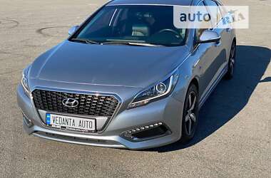 Седан Hyundai Sonata 2016 в Киеве