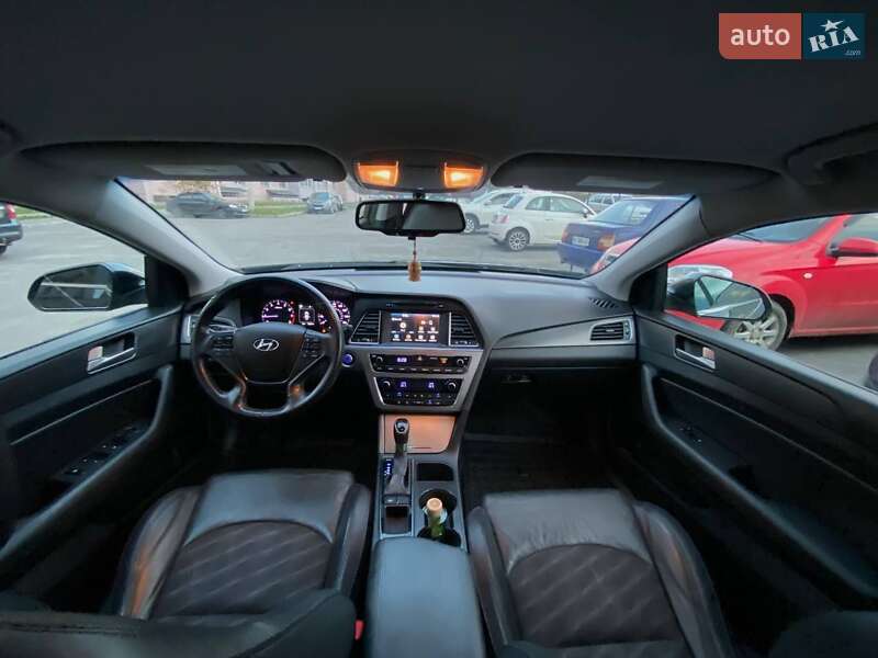 Седан Hyundai Sonata 2015 в Новом Буге фото 5 Седан Hyundai Sonata 2015 в Новом Буге