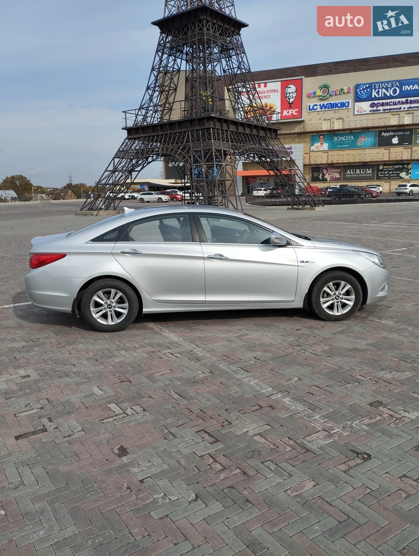 2011 Hyundai Sonata - мініатюра 2