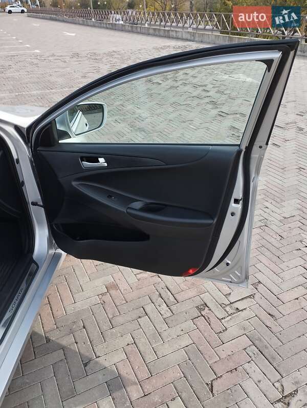 Седан Hyundai Sonata 2011 в Харкові