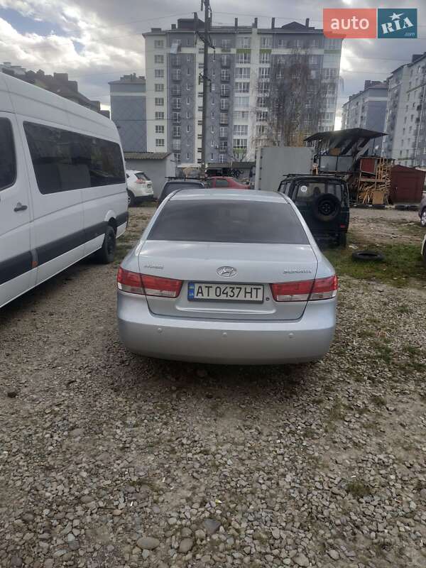 Седан Hyundai Sonata 2006 в Івано-Франківську
