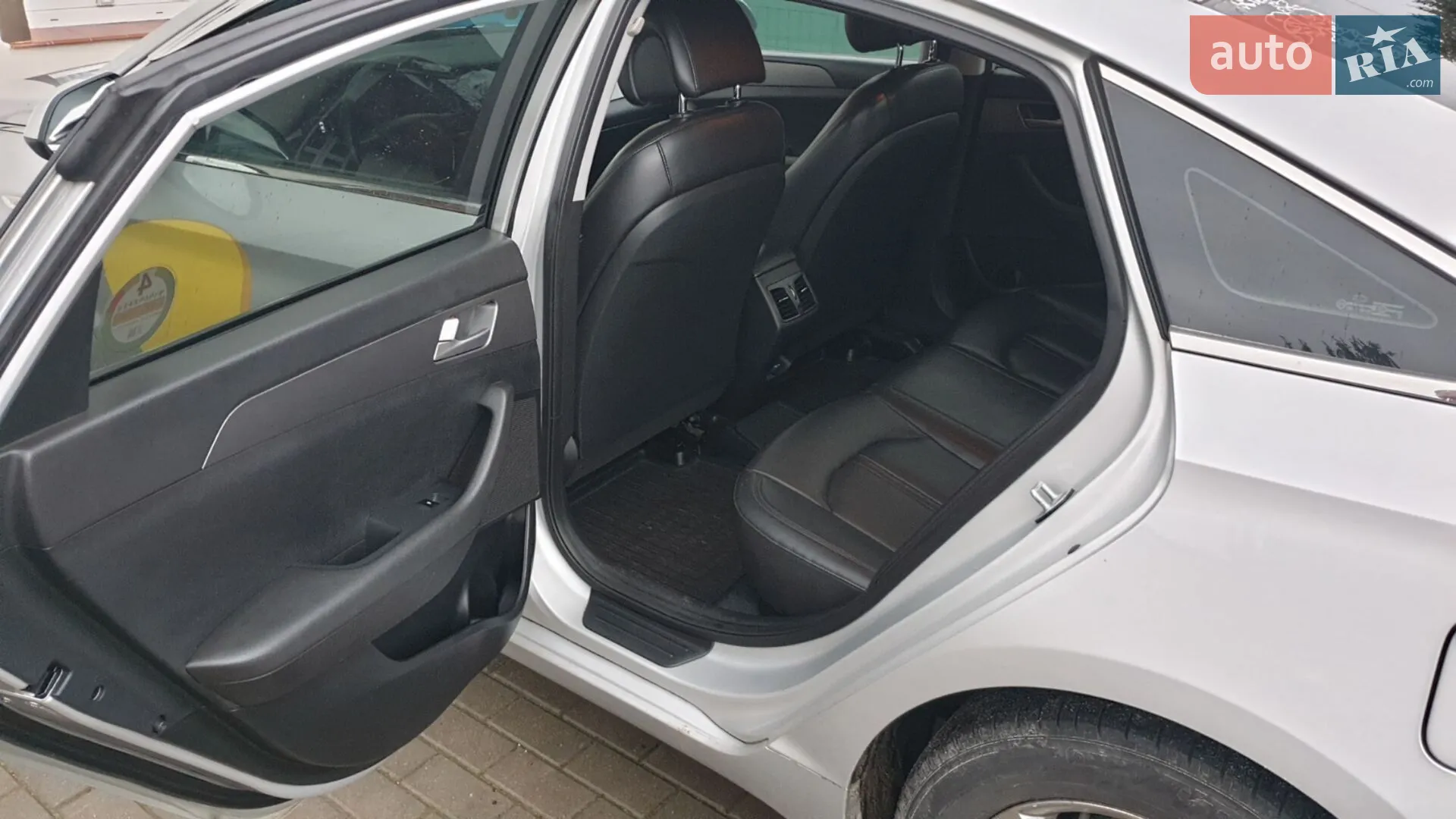 2015 Hyundai Sonata - мініатюра 16
