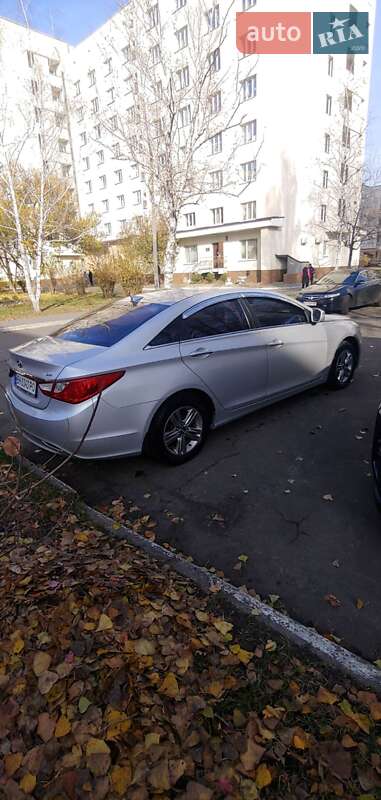 Седан Hyundai Sonata 2014 в Києві
