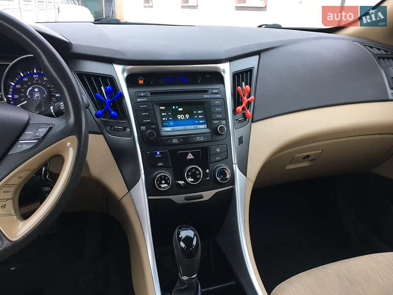 Седан Hyundai Sonata 2013 в Рівному