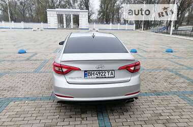 Седан Hyundai Sonata 2015 в Измаиле