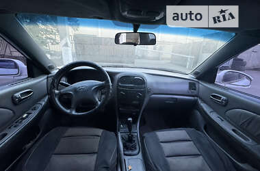 Седан Hyundai Sonata 2000 в Одессе