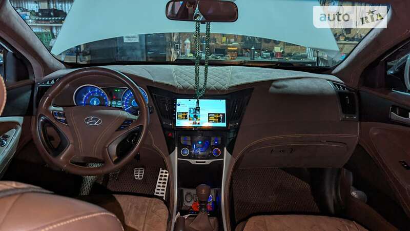 Седан Hyundai Sonata 2012 в Сумах