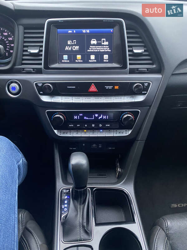 Седан Hyundai Sonata 2018 в Чернігові