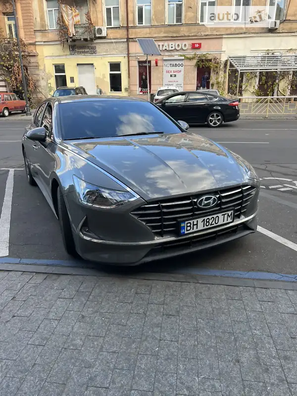 Hyundai Sonata