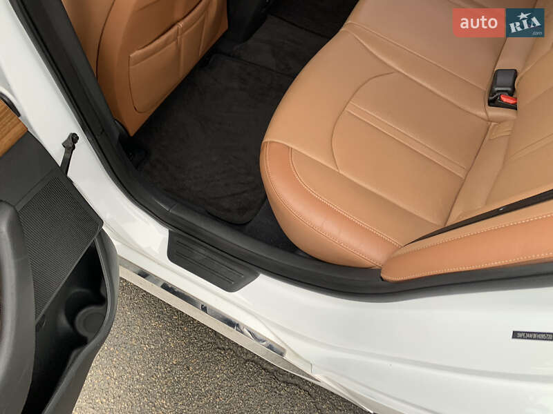 Седан Hyundai Sonata 2014 в Києві