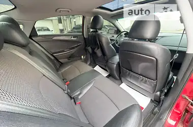Hyundai Sonata 2012