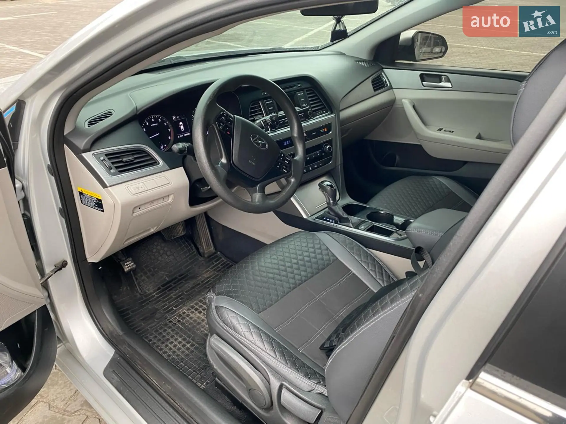 2014 Hyundai Sonata - мініатюра 9