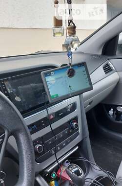 Седан Hyundai Sonata 2015 в Запоріжжі
