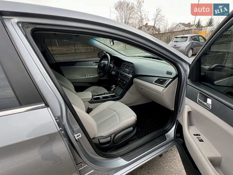 Седан Hyundai Sonata 2017 в Дубно