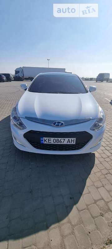 Седан Hyundai Sonata 2013 в Новомосковську