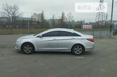 Седан Hyundai Sonata 2013 в Киеве