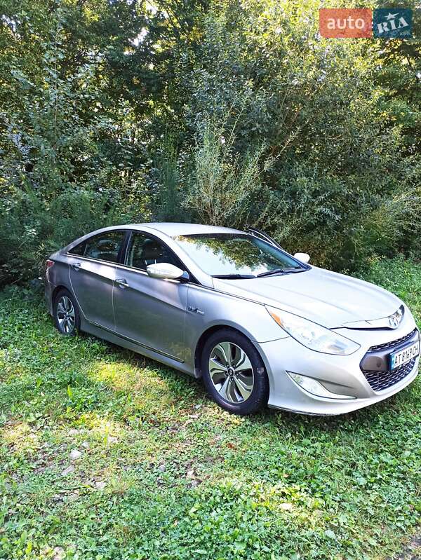 Седан Hyundai Sonata 2013 в Івано-Франківську