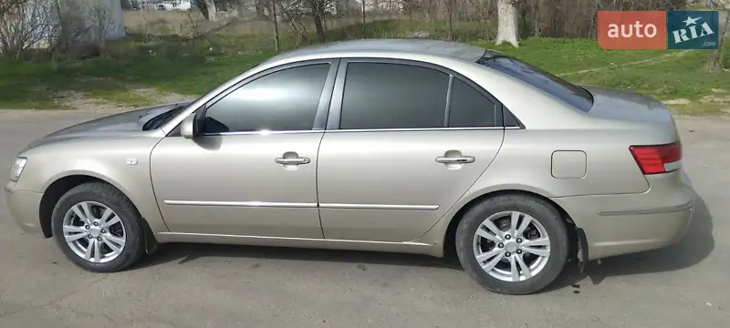 Hyundai Sonata 2008