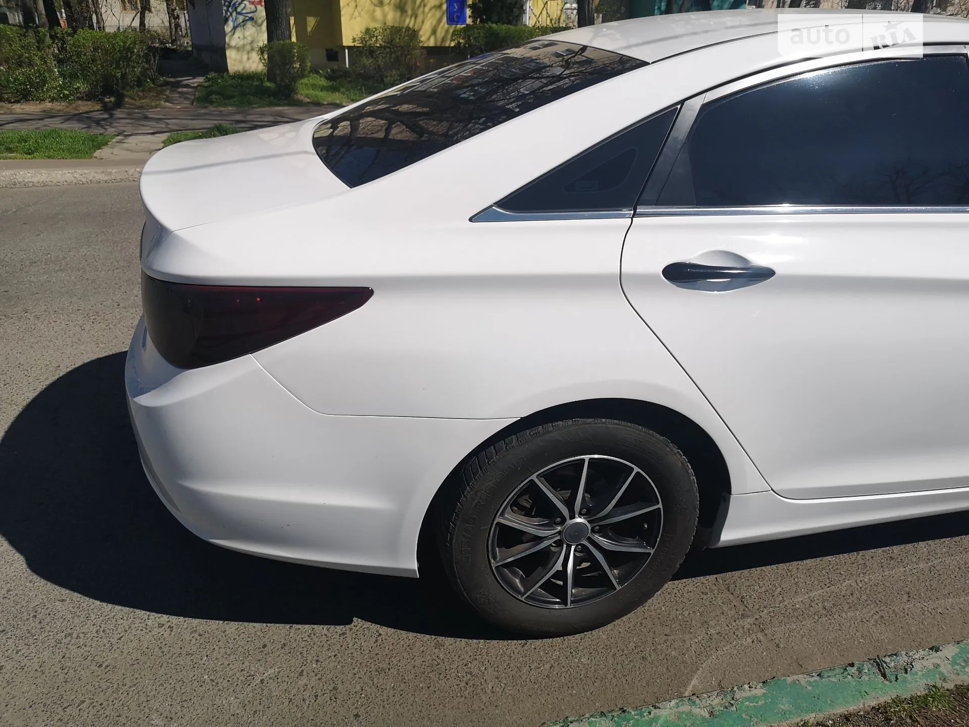 2011 Hyundai Sonata - мініатюра 6