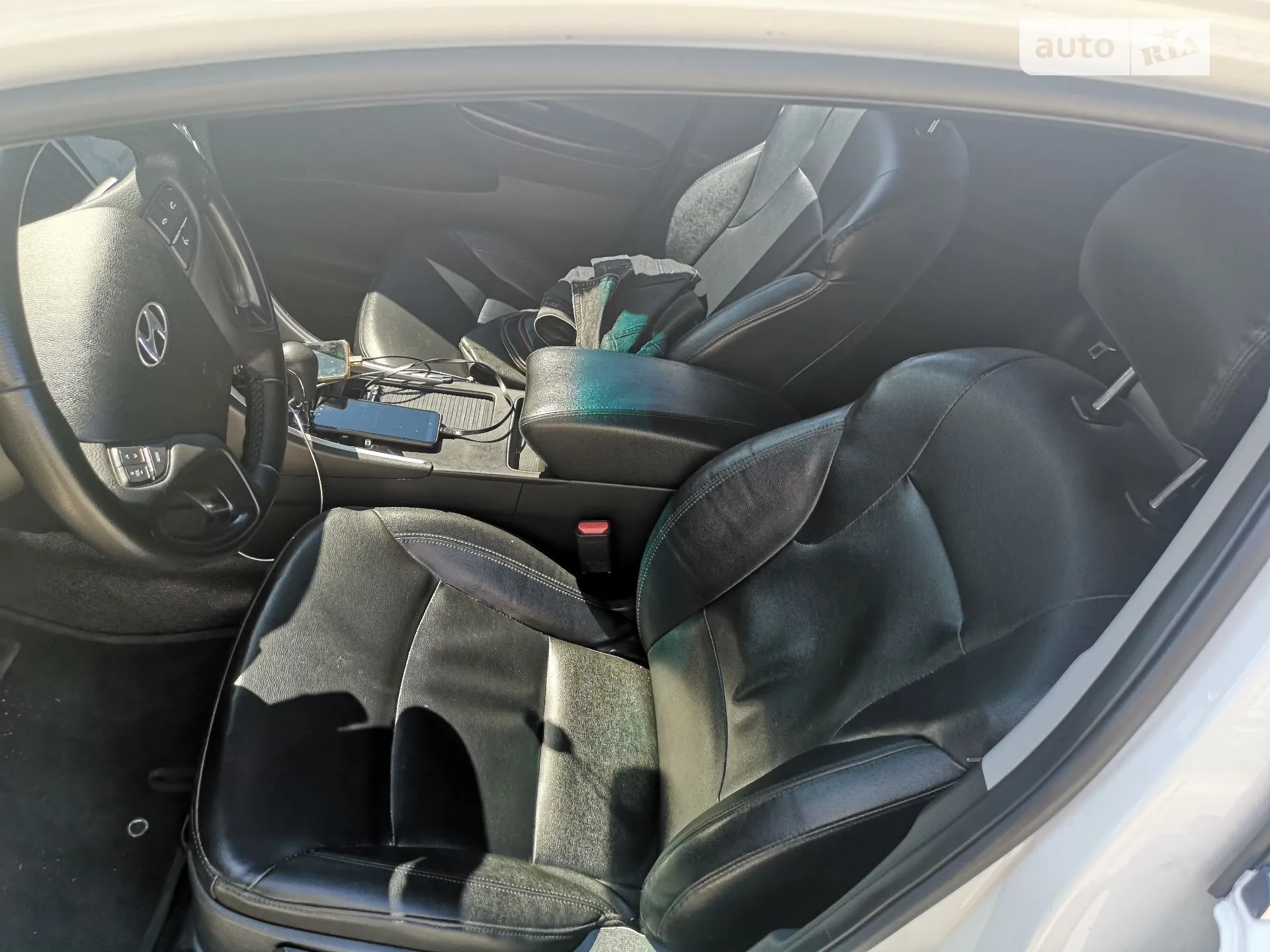 2011 Hyundai Sonata - мініатюра 16